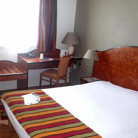 Logis & Restaurant & Bar Le 3* Καλέ