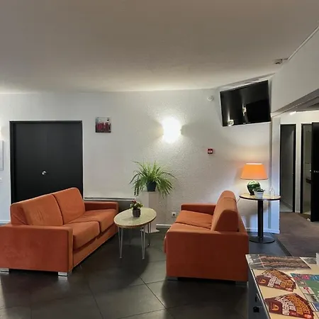 Logis & Restaurant & Bar Le Hotel