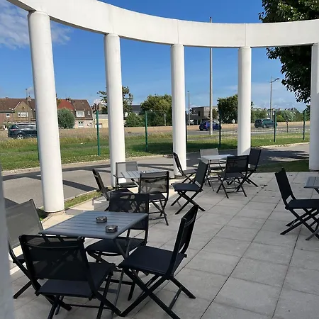 Hotel Logis & Restaurant & Bar Le