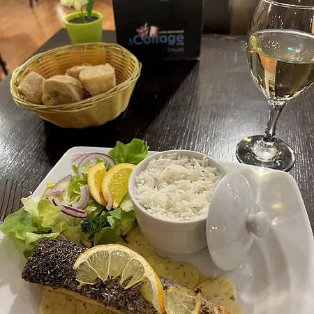 Logis & Restaurant & Bar Le 3* Calais