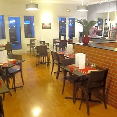 Logis & Restaurant & Bar Le Ξενοδοχείο Καλέ