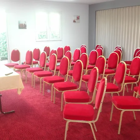 Hotel Logis 3*
